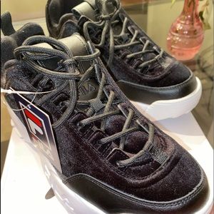 Fila Disruptor 2; Black/White